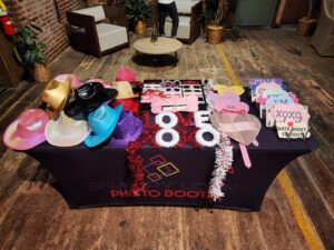 snappy-photo-booth-props.jpg